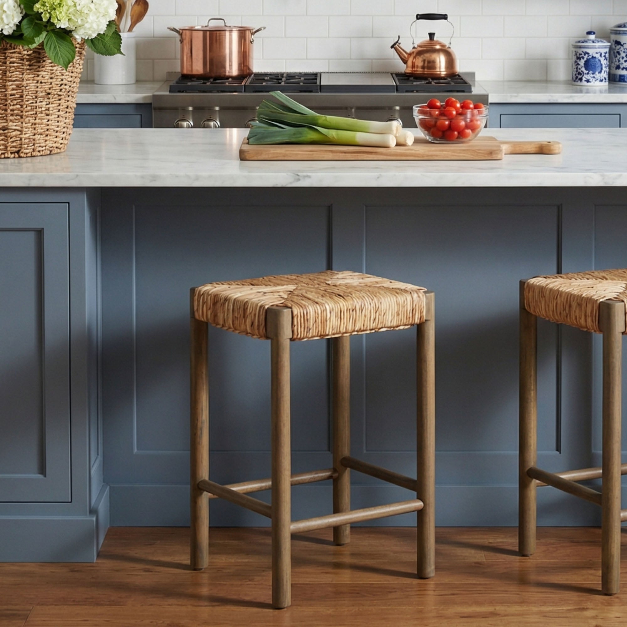 Cruz Banana Leaf Rush Counter Stool, Set of 2 Solid Wood counter stool