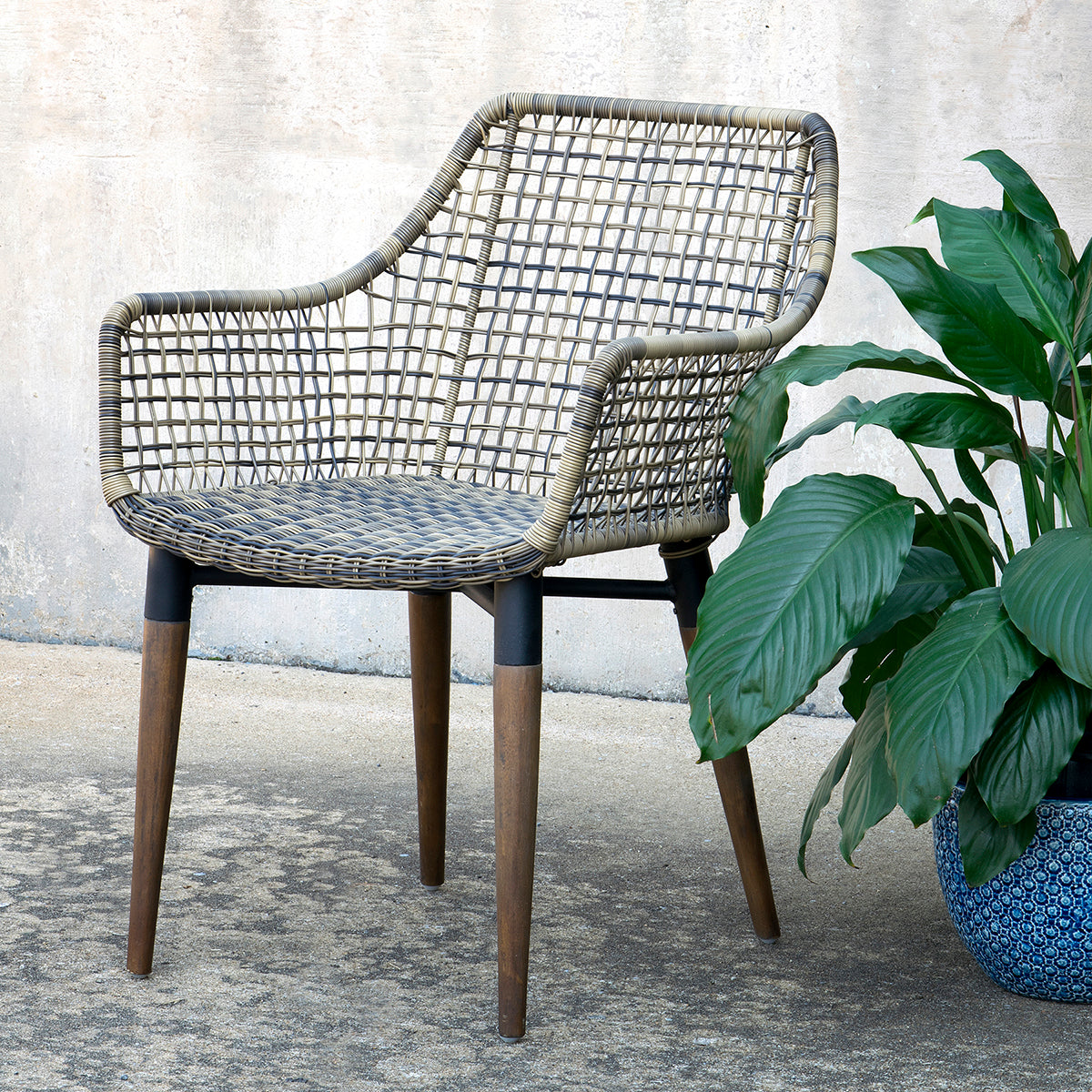 Claude Outdoor Chair